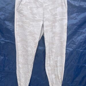 Athleta Beige Jogger Pants size 2